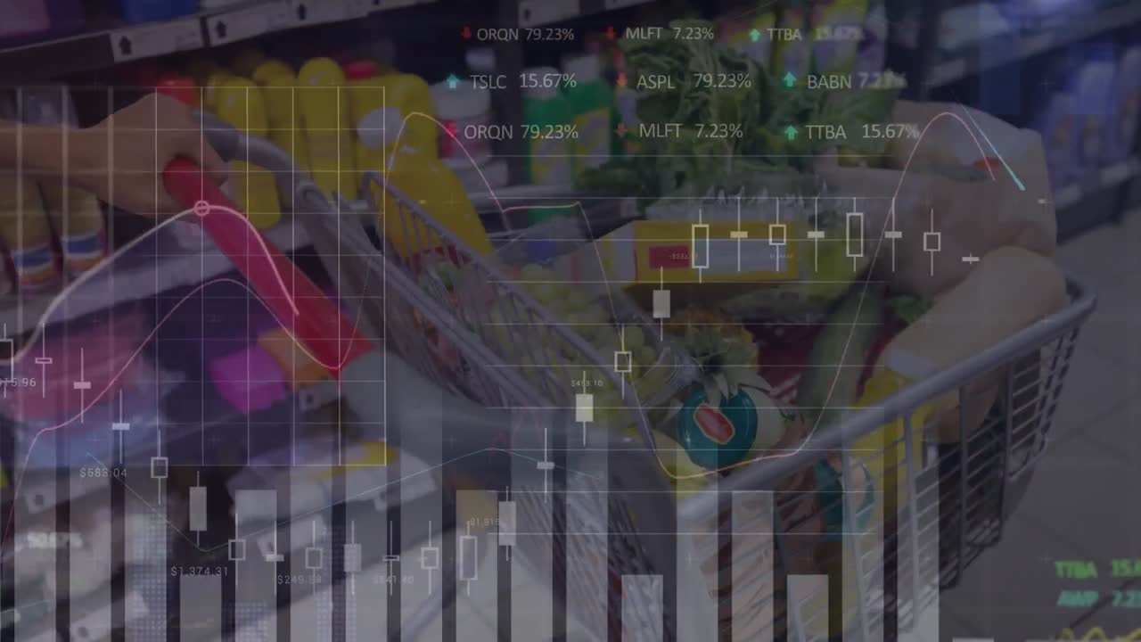 animación del procesamiento de datos sobre manos que sostienen el carrito de compras