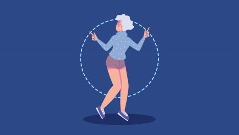una mujer mayor alegre bailando