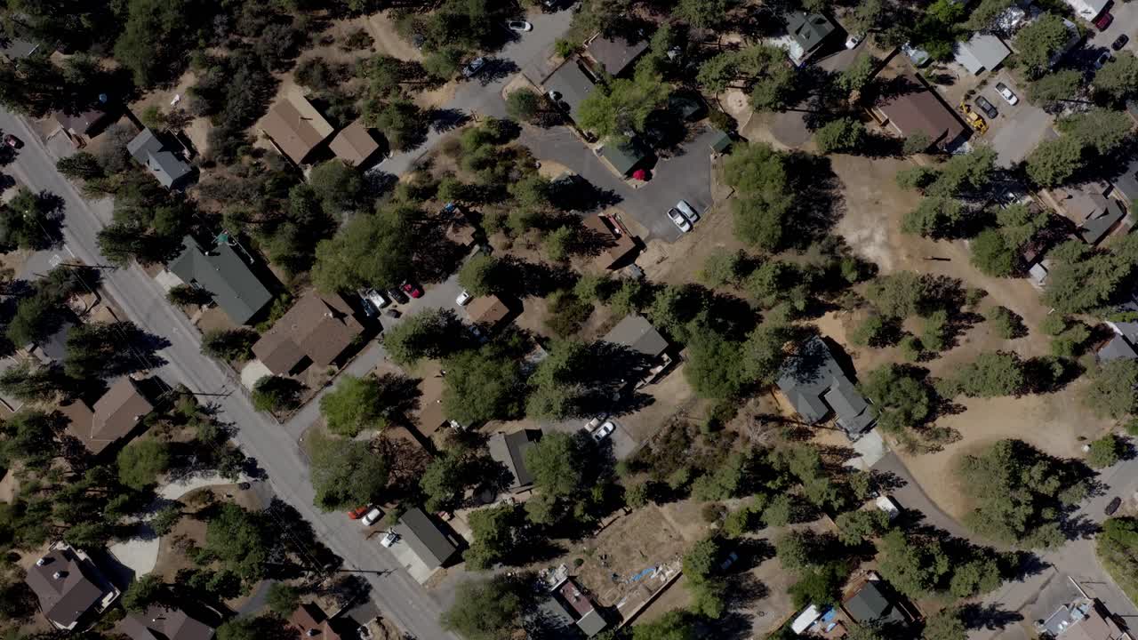 un dron disparó sobre los suburbios de big bear, condado de san bernardino, california
