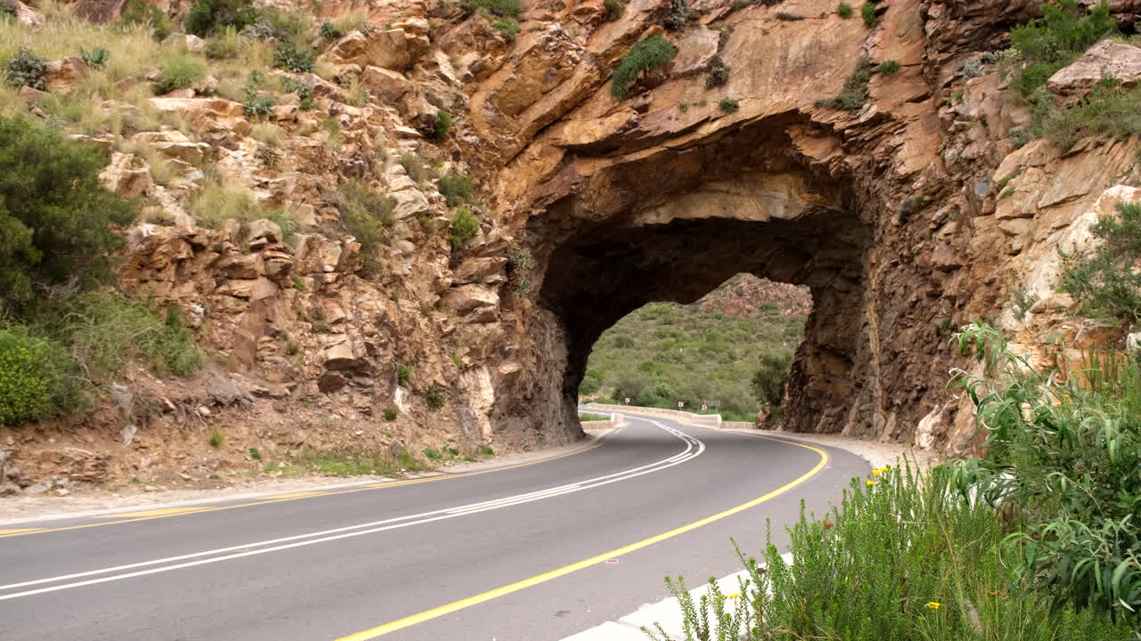 Historical landmark Cogmanskloof mountain pass at Montagu in Breede River Valley