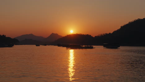 sunset river cruise