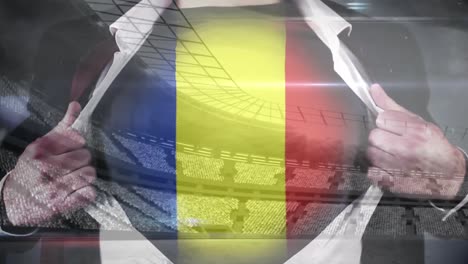 Geschäftsmann-öffnet-Hemd-Und-Zeigt-Ein-Video-Mit-Der-Rumänischen-Flagge