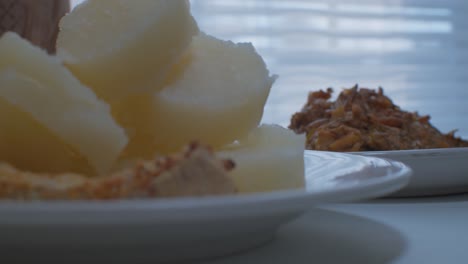 Traditional-Congolese-cuisine---Kwanga,-mfumbwa,-likayabu,-dried-shrimps