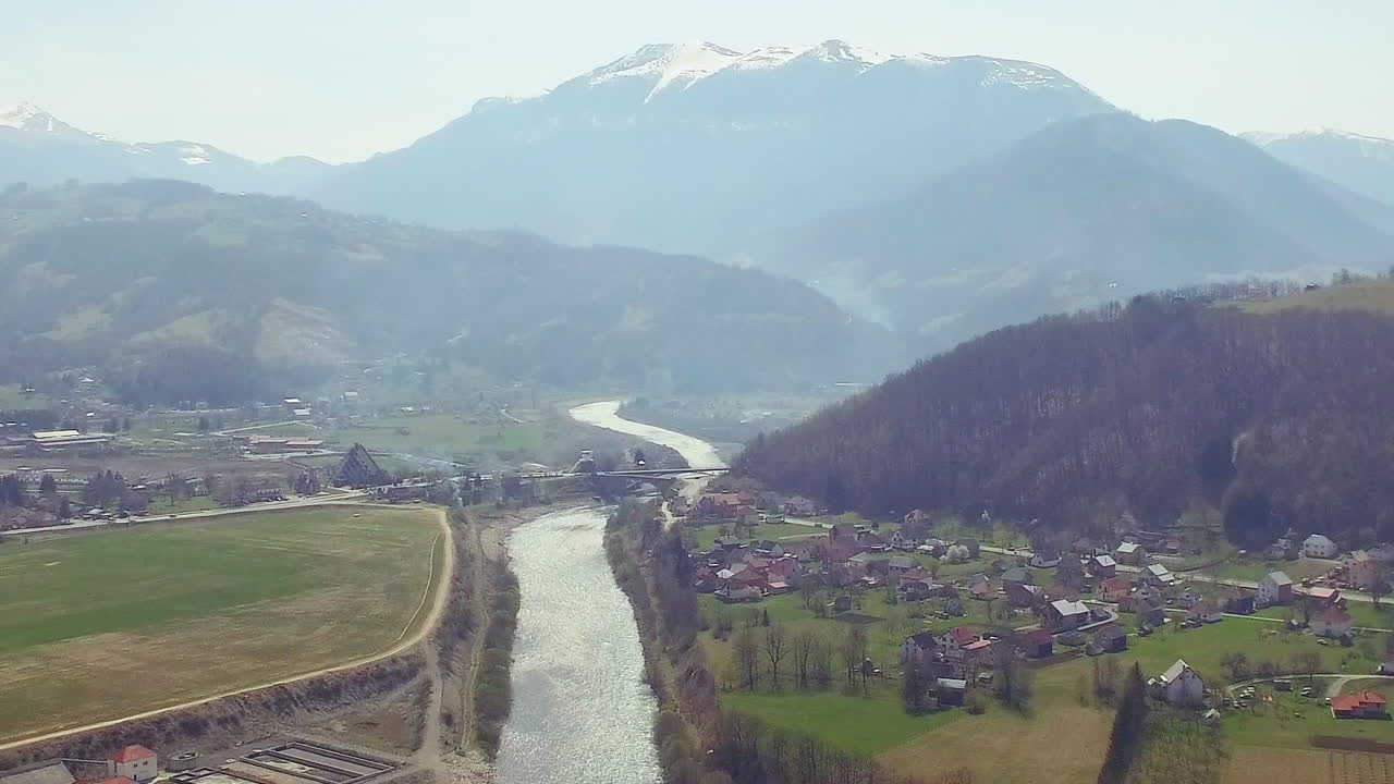 코소보 강 조감도