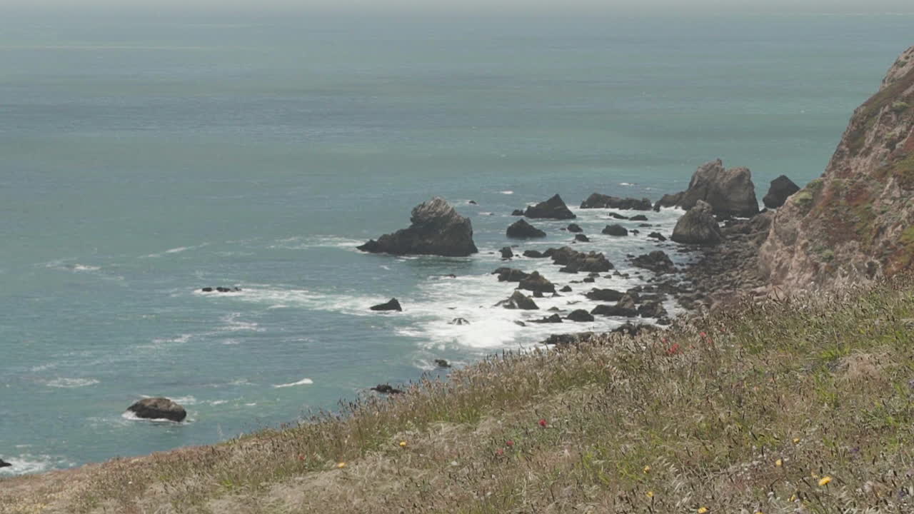 toma panorámica de alto ángulo en cámara lenta