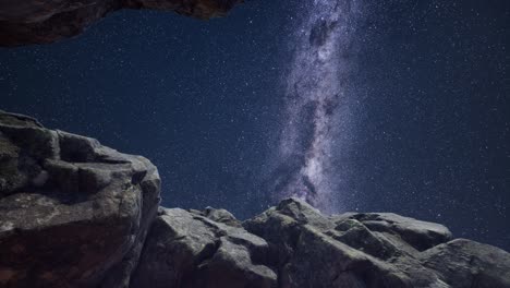 Estelas-De-Estrellas-De-Astrofotografía-De-Hiperlapso-De-4-K-Sobre-Paredes-De-Cañones-De-Arenisca.