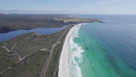 Gardens-Road-Along-Taylors-Beach-And-Big-Lagoon-In-Tasmania,-Australia