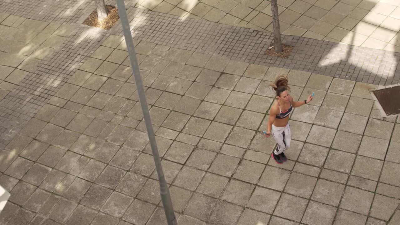 Sporty Caucasian woman exercising outdoor