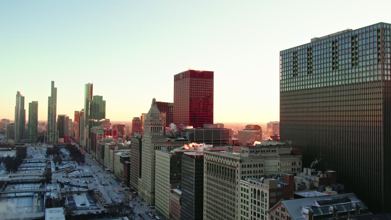 área de la ciudad de chicago al amanecer, illinois, estados unidos