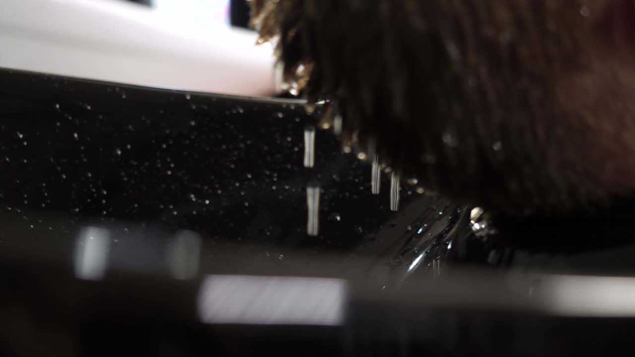 헤어 살롱에서 은 후 은 머리카락