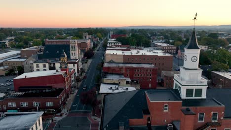 Antena-De-Hagerstown-Maryland-Sobre-El-Campanario-Del-Ayuntamiento