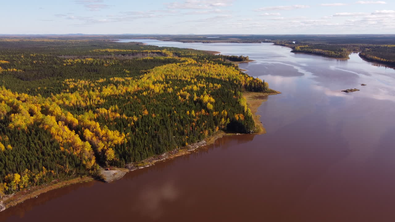 drone vista aérea de matagami quebec canadá