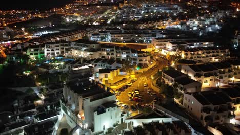 time-lapse nocturno sobre un área residencial en tenerife, españa