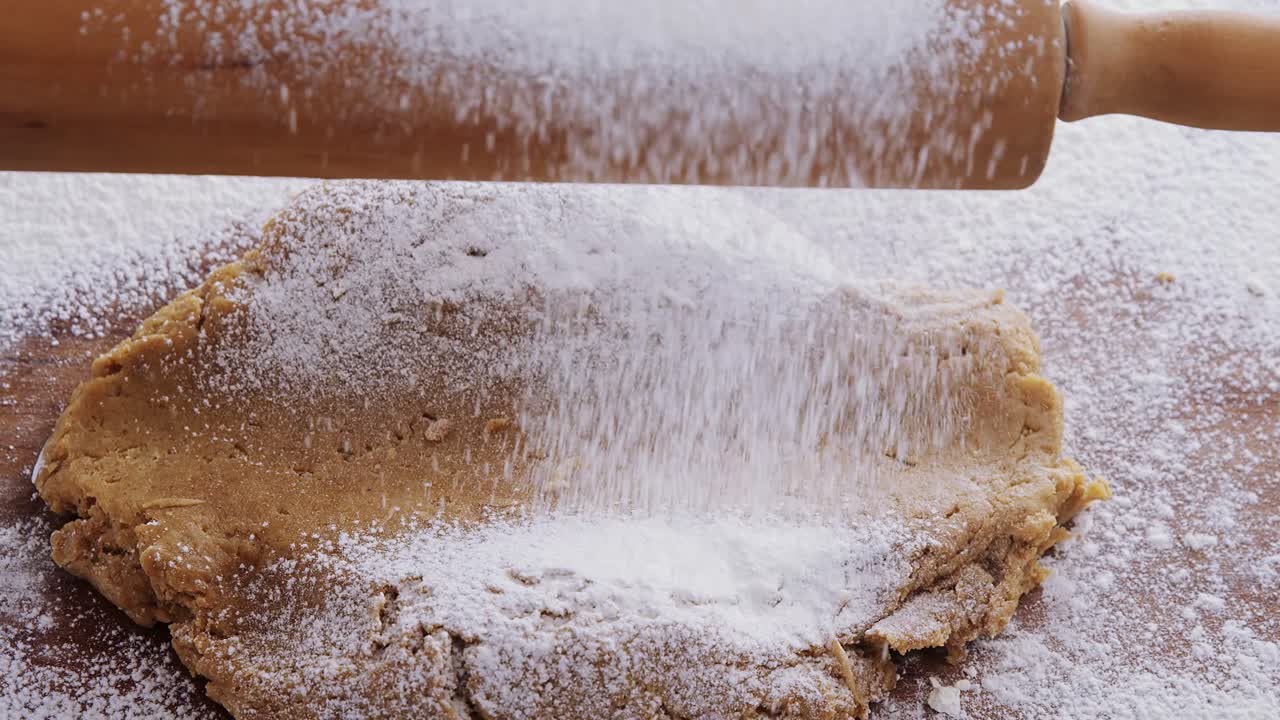 나무 테이블 4k에 평평한 반죽