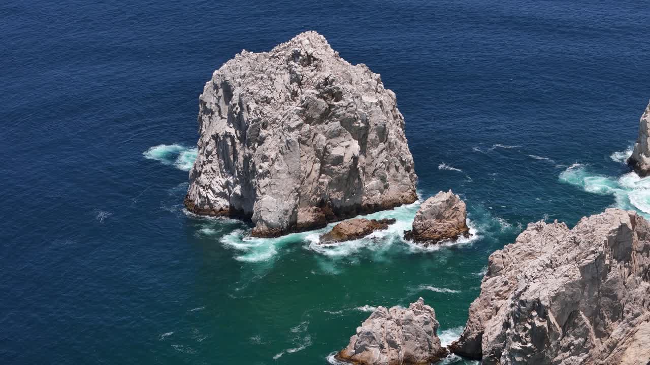 Rock formations in the sea at Cabo San Lucas