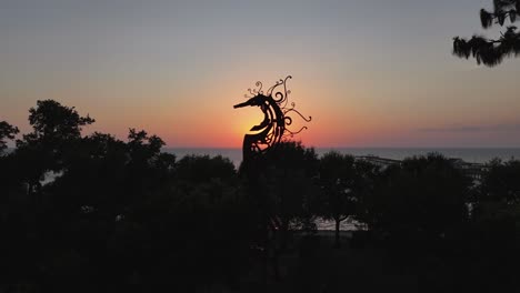 Sunsetting-over-Mobile-Bay-near-Fairhope,-Alabama