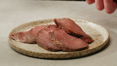 sliced roast beef