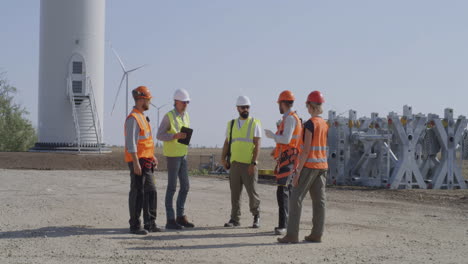 wind farm workers meeting