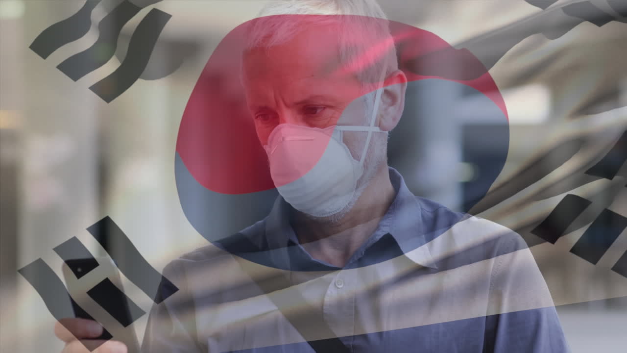 도시 거리에서 얼굴 마스크를 쓰고 있는 백인 남성 위에 흔들리는 한국 국기의 애니메이션