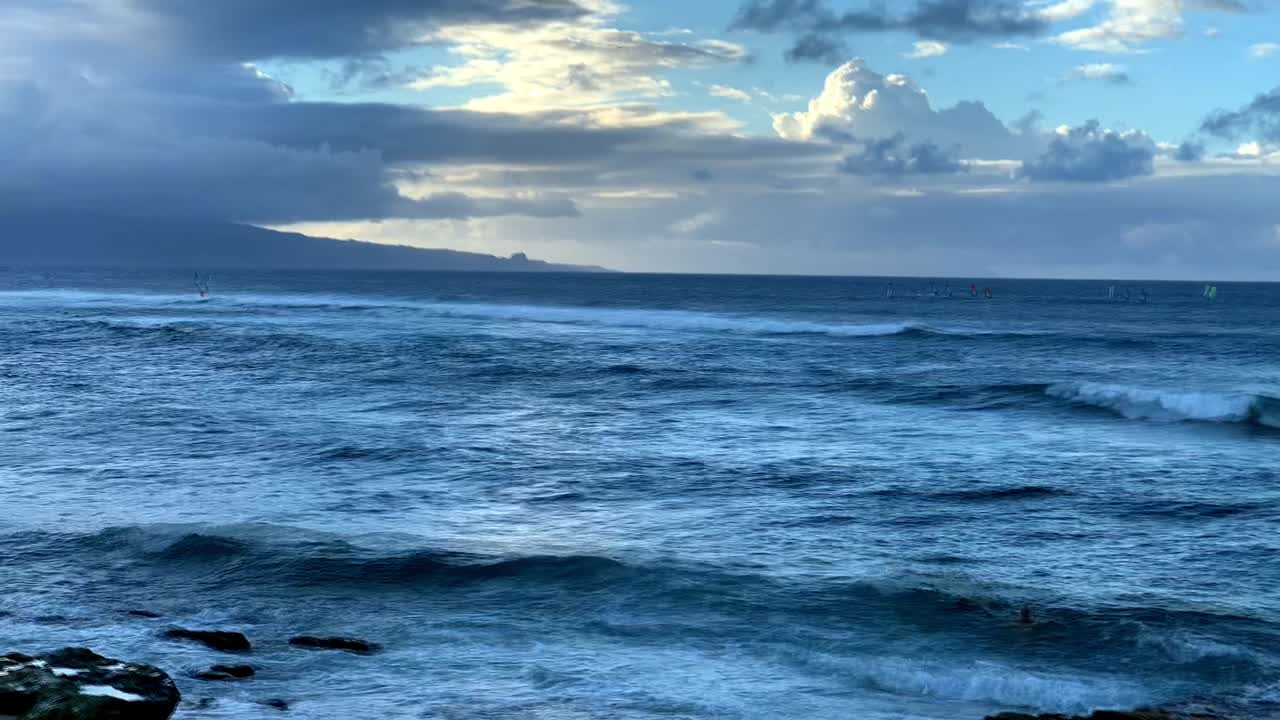 Timelapse of ocean during sunset in Ho'okipa, Maui, Hawai'i