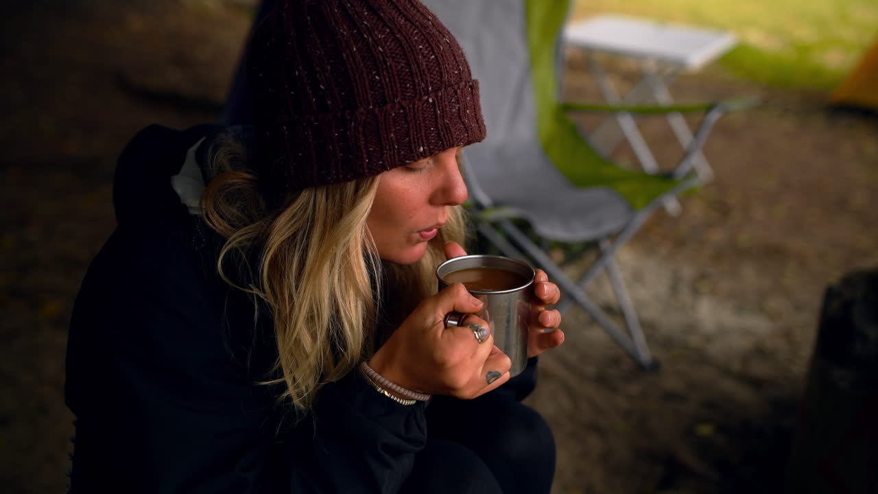 Jeg kan stadig drikke min kaffe, når jeg camperer