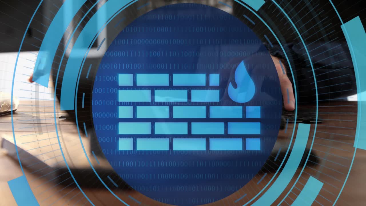 animación de firewall en círculos sobre las manos de un hombre caucásico escribiendo en una computadora portátil