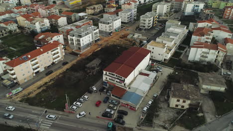 Aerial-Orbit-Shot-Over-Urban-Buildings,-Zagreb,-Croatia