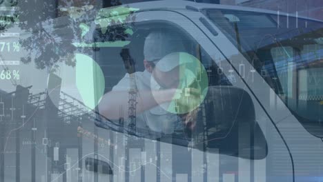 procesamiento de datos estadísticos contra el hombre de entrega hablando por walkie talkie y sentado en su furgoneta