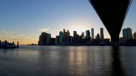 Manhatan-Puesta-De-Sol-Vista-Desde-Brooklyn-En-Nueva-York