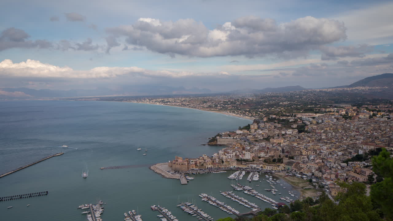 카스텔델마레 4k 01