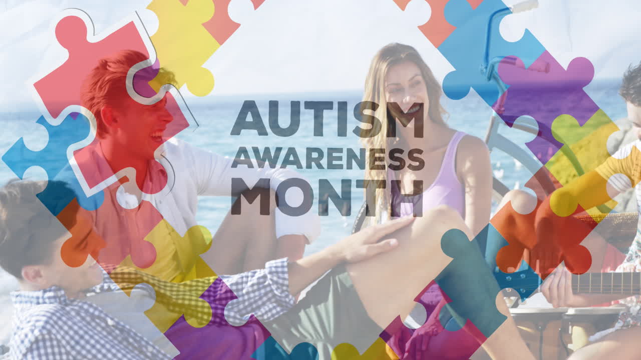 여름 해변 파티에서 행복한 친구들 위에 다채로운 퍼즐 조각과 자폐증 텍스트의 애니메이션