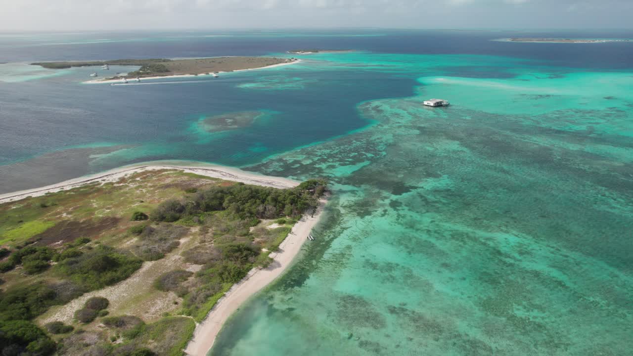 Tranquil aerial view of Madrisky's turquoise waters and shoreline