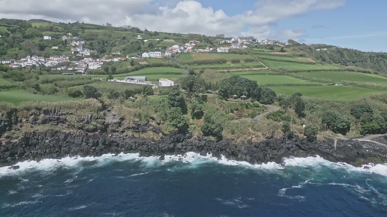 Paesaggio di Santo Antonio lungo la costa, a São Miguel delle isole Azzorre.