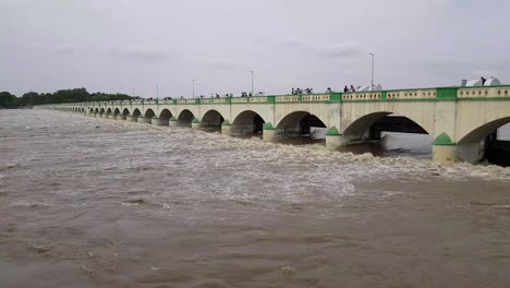 Mukkombu-Staudamm-In-Trichy,-Der-Durch-Die-Cauvery-Überschwemmungen-2018-Zerstört-Wurde