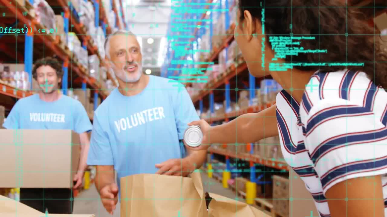 animación del procesamiento de datos sobre diversas personas que trabajan en el almacén