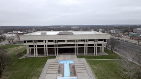 state of kansas judicial center and kansas supreme court building in topeka, kansas with drone video moving down