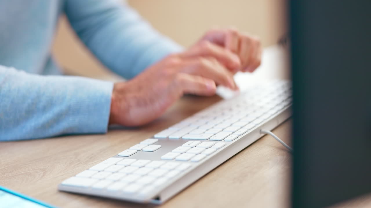 manos de hombre de negocios, computadora