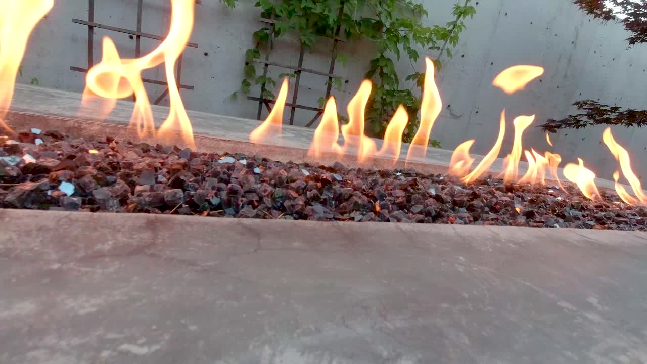 Fire concrete backyard table, slomo