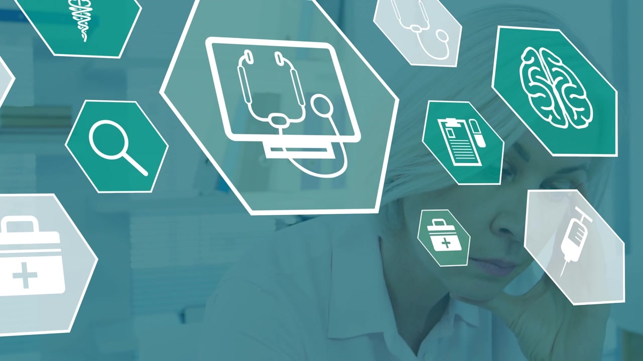 Animazione di icone mediche su dottoressa caucasica
