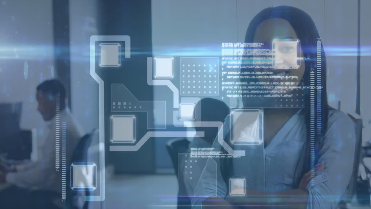 animación de circuitos integrados y procesamiento de datos sobre feliz mujer de negocios afroamericana