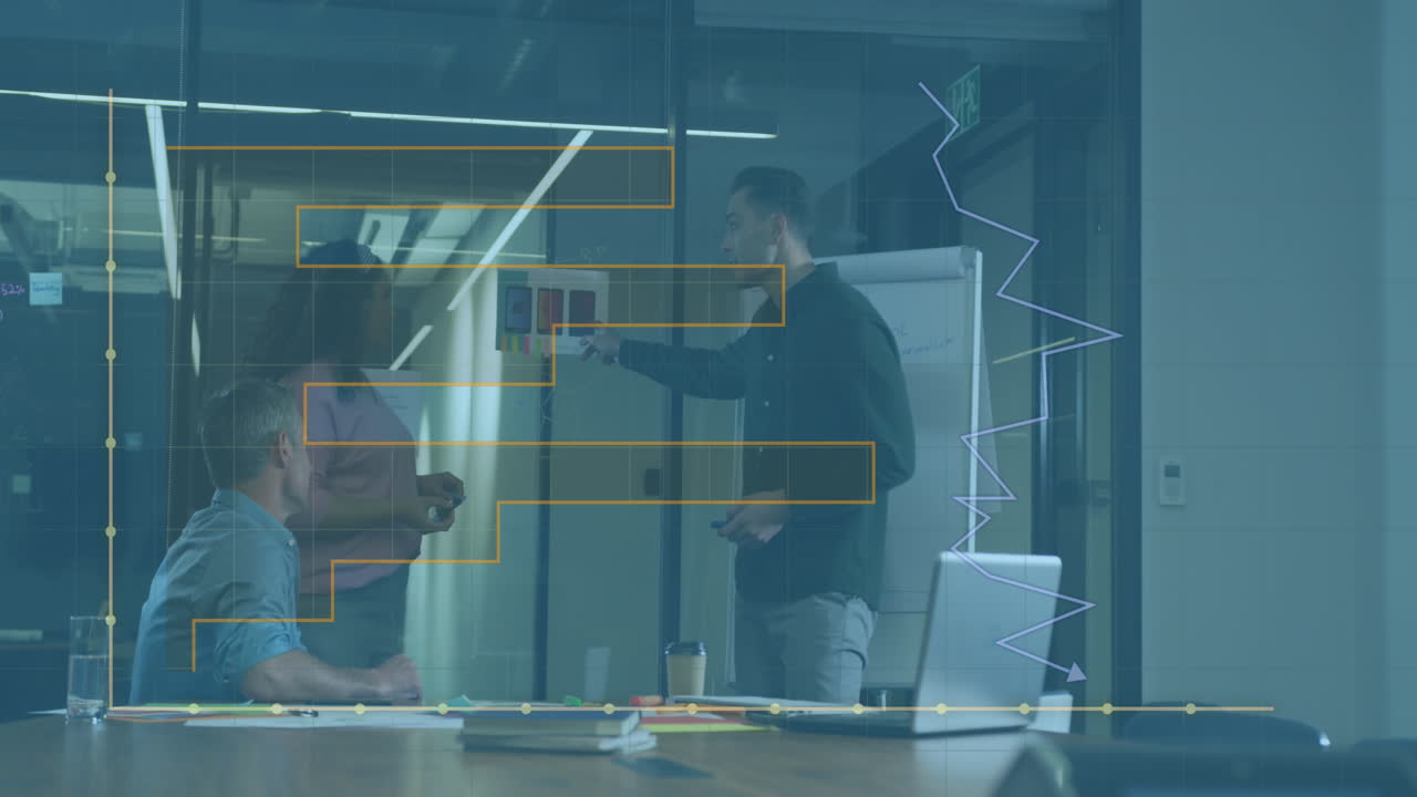 사무실에서 다양한 사업가들에 대한 금융 데이터 처리의 활성화