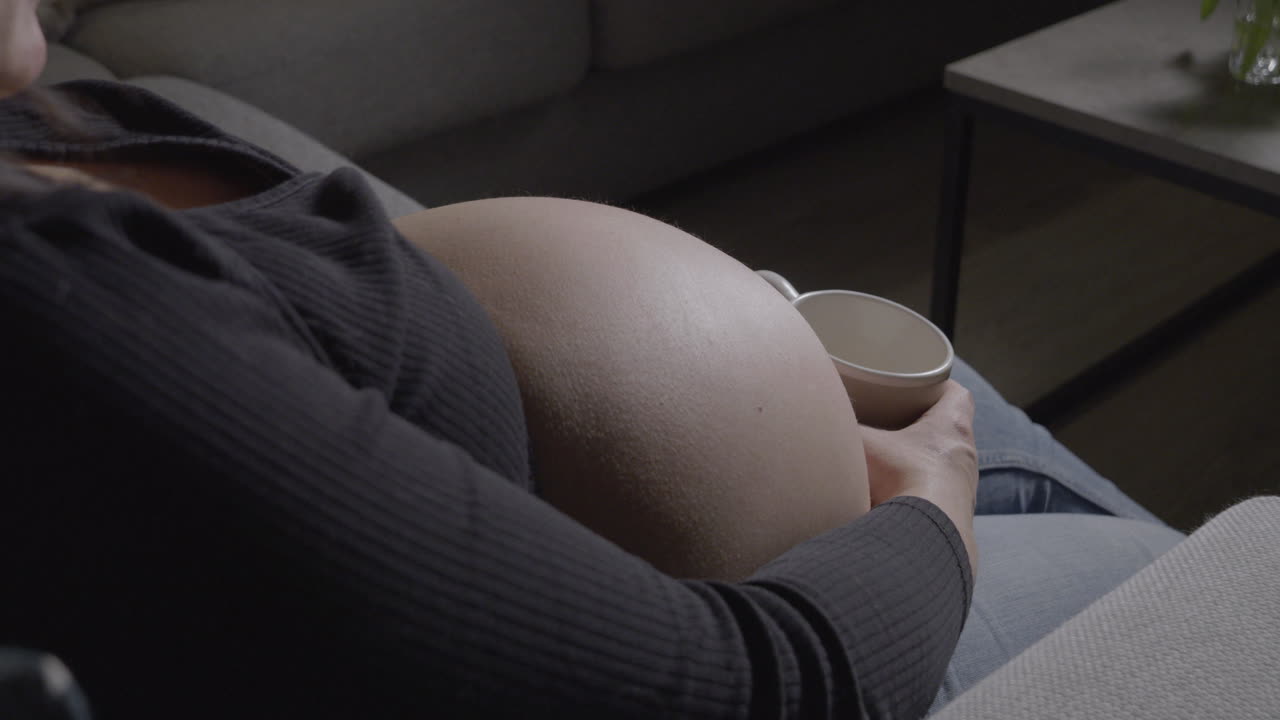 임신 중인 여성의 아기 이 근접