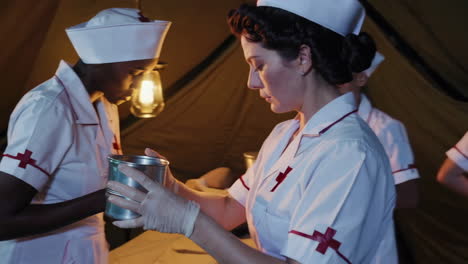wwii nurses in a field hospital