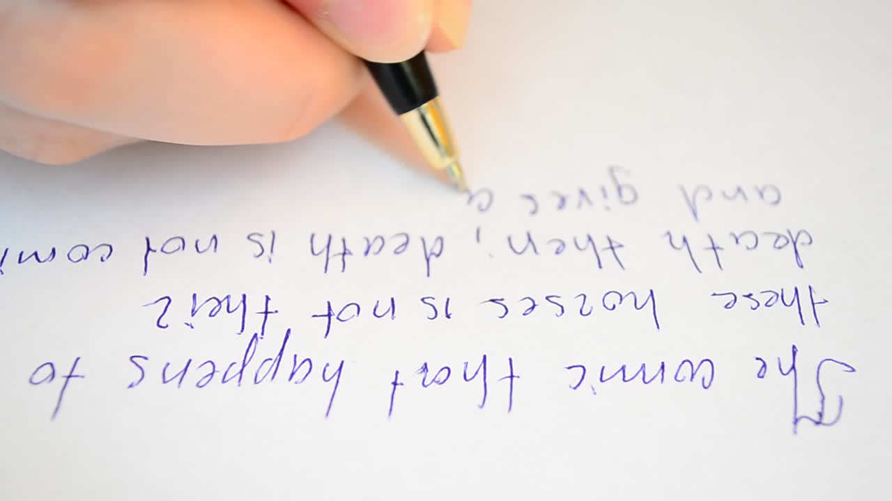 Hånd og papir. Vi skriver brev