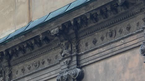 Detalles-Exteriores-De-La-Capilla-Boim,-Sitio-Del-Patrimonio-Mundial-De-La-Unesco-En-Lviv,-Ucrania