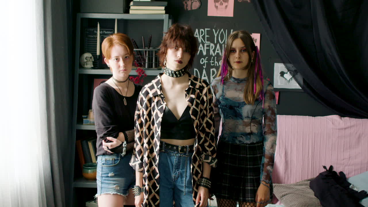 침실에 있는 친구들