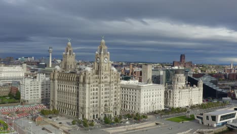 Drone-Shot-Orbiting-The-Three-Graces