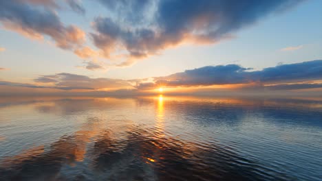 sonnenuntergang auf dem meer