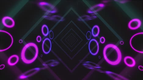 animación de un túnel con formas de neón sobre un fondo negro