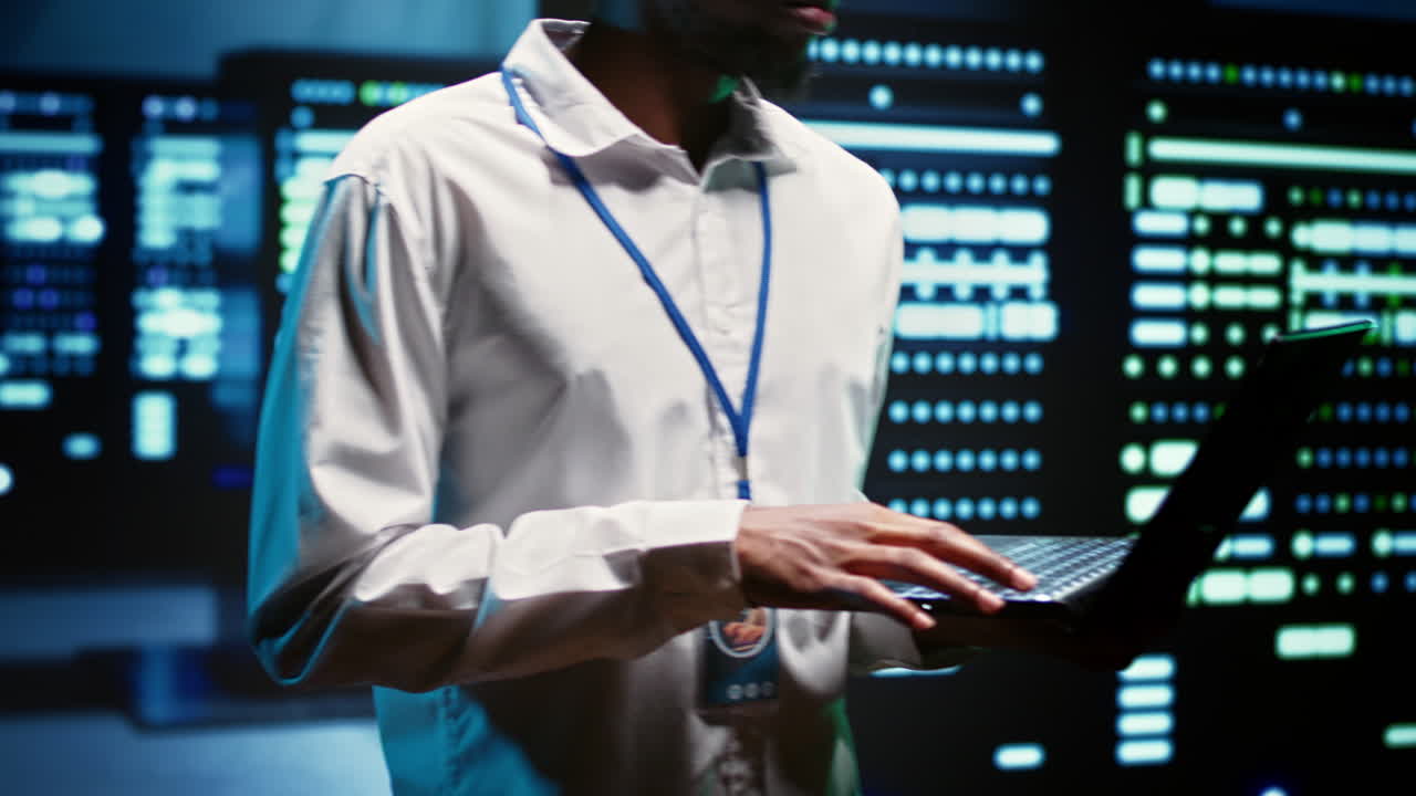 Engineer in cloud computing business